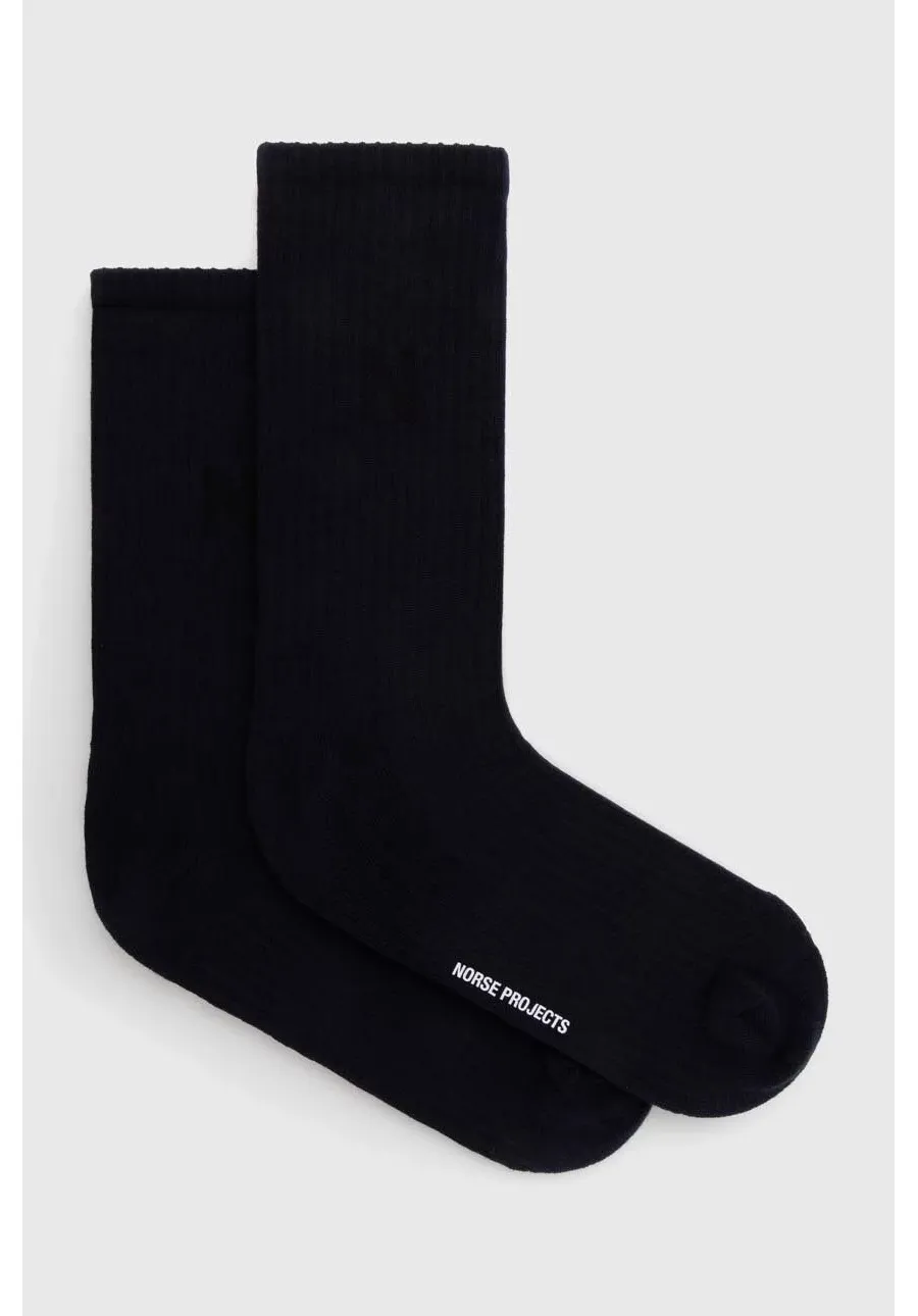 obrazek 1 Norse Projects skarpetki bawełniane 2-pack Bjarki N Logo Sport Sock - 2 Pack kolor granatowy N82-0065-7004