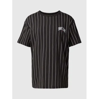 Zdjęcie T-shirt ze wzorem w cienkie prążki