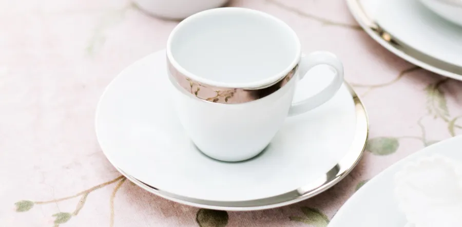 obrazek 3 Niesamowity komplet porcelany dla 12 osób, 68 el - Porcel