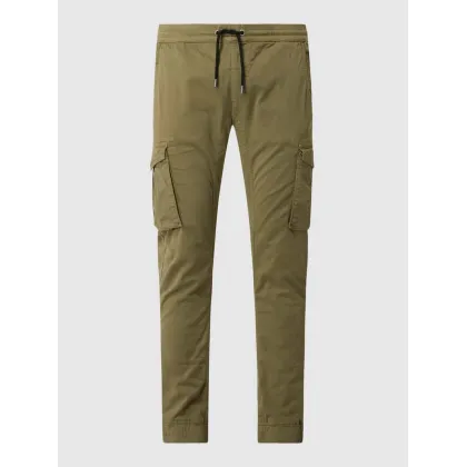 Zdjęcie Alpha Industries Joggery 116202 Zielony Tapered Fit