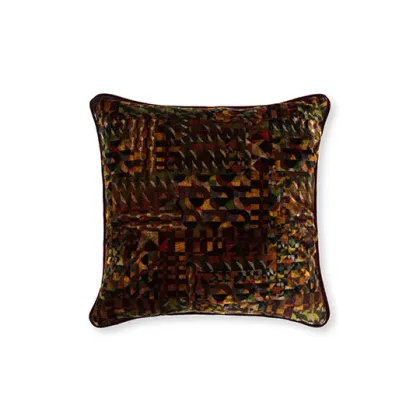 Zdjęcie Kwadratowa poduszka w kolorze brązu