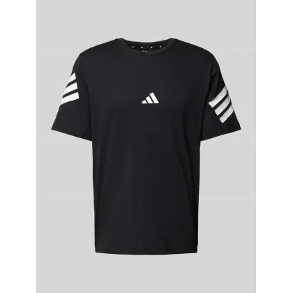 Zdjęcie T-shirt z nadrukiem z logo