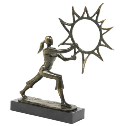 Zdjęcie Wspaniała statuetka z platerowanego brązu