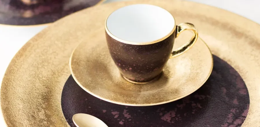 obrazek 3 Duża zastawa stołowa z porcelany dla 12 osobowej rodziny - Porcel