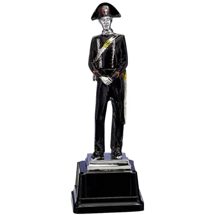 Zdjęcie Mężczyzna w stroju napoleońskim