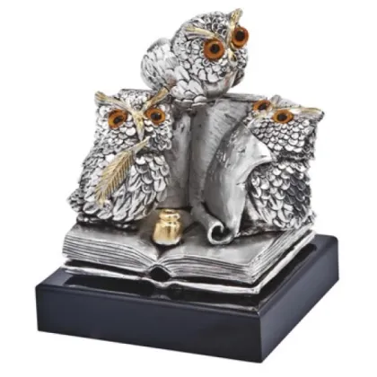 Picture Italian gift - a figurine with owls