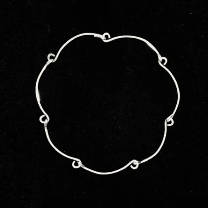 Zdjęcie Elegancki naszyjnik z ciasnymi ogniwami - cudowny upominek na rocznicę