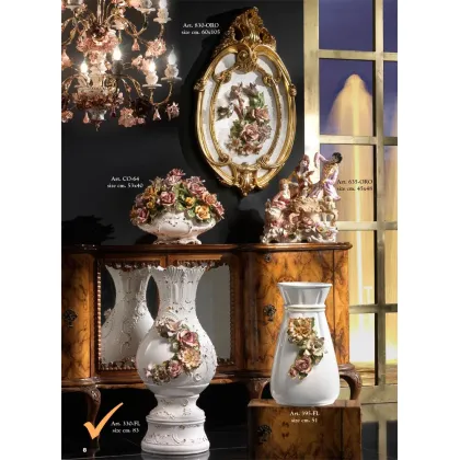 Zdjęcie Stylowy wazon zdobiony kwiatami