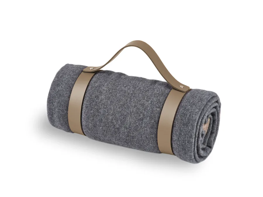 obrazek 1 Stylowy skórzany pas do koca w kolorze cappuccino