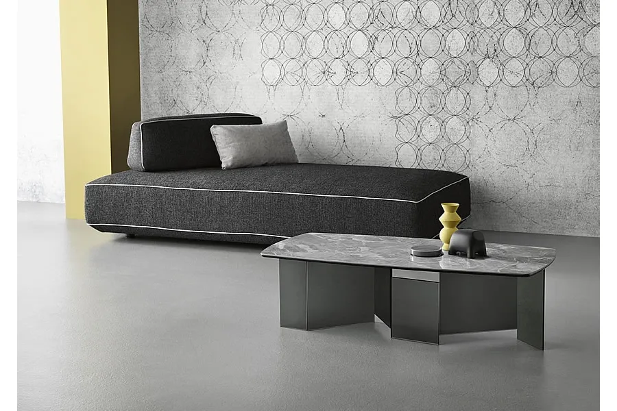 obrazek 1 Wyszukany niski stolik z ceramicznym blatem - Tonelli Design