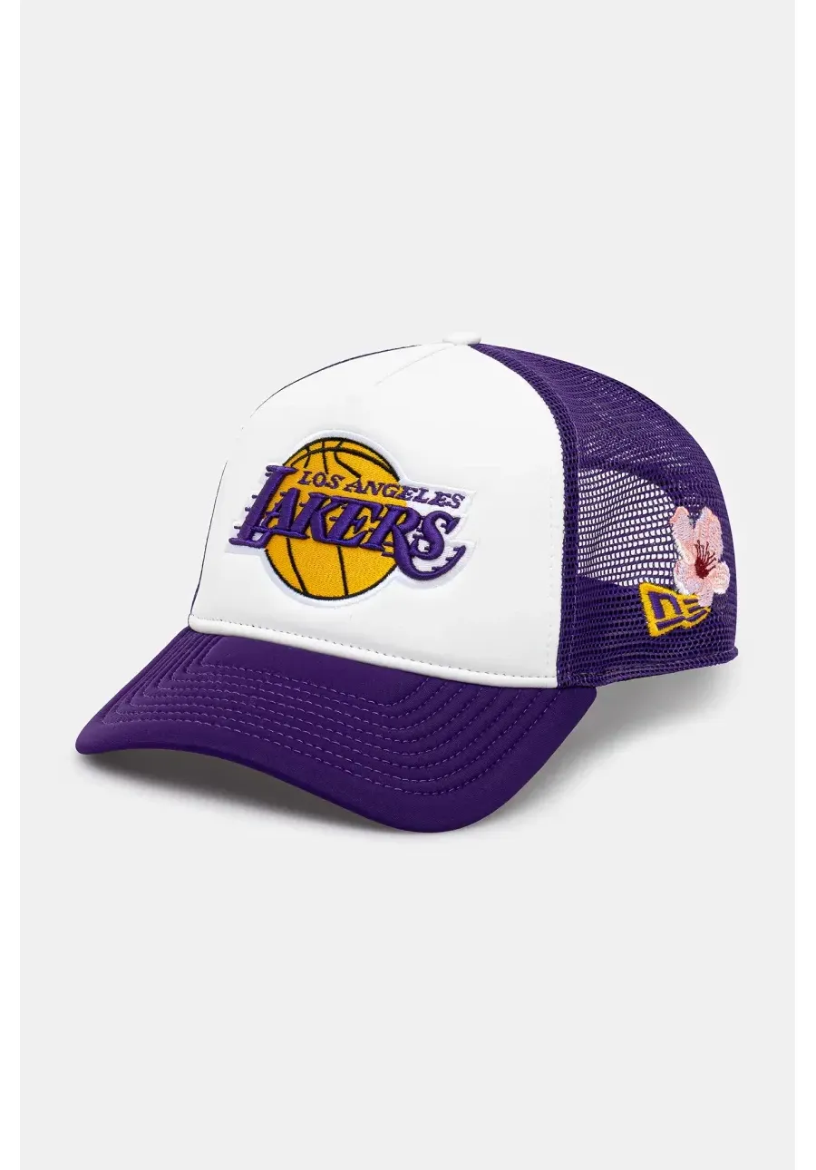 obrazek 1 New Era czapka z daszkiem NBA Flower Trucker Lakers kolor fioletowy z aplikacją 60595278