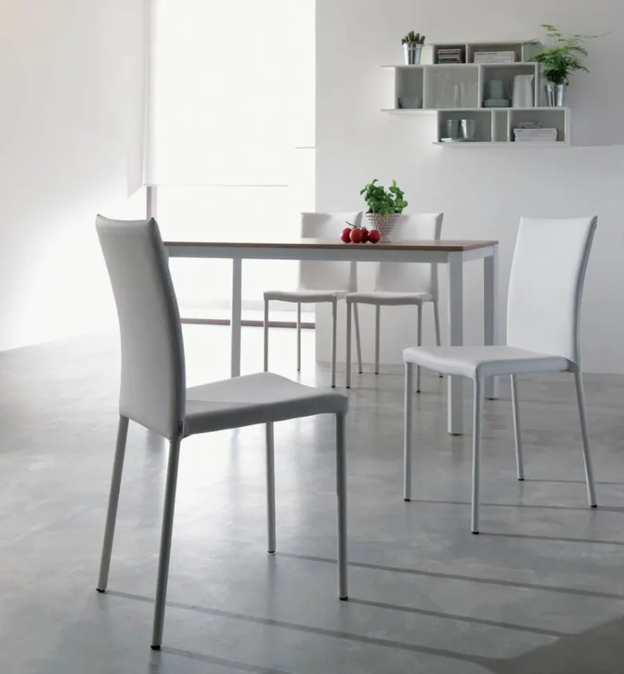 obrazek 7 Krzesła do salonu albo jadalni, klasyczne, eleganckie od designera z Włoch