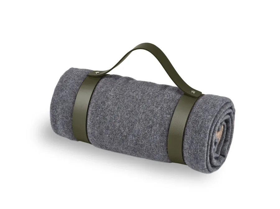 obrazek 1 Ciemnooliwkowy skórzany pas do koca