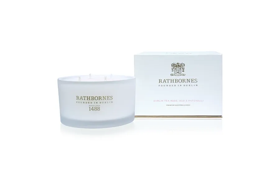 obrazek 1 Naturalna świeca zapachowa Dublin Tea Rose – Rathbornes 1488