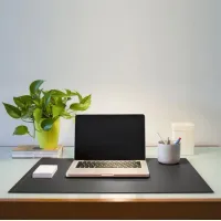 Picture Anthracite Clio pad made of glued leather for the desk