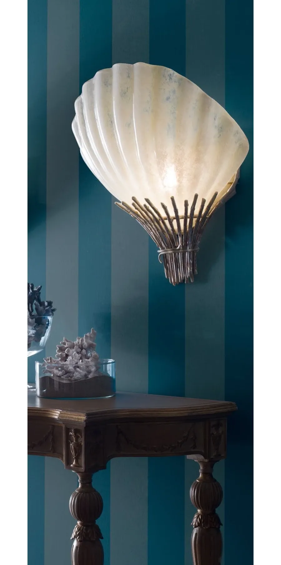 obrazek 1 Elegancki kinkiet w kształcie muszli - Euro Lamp Art