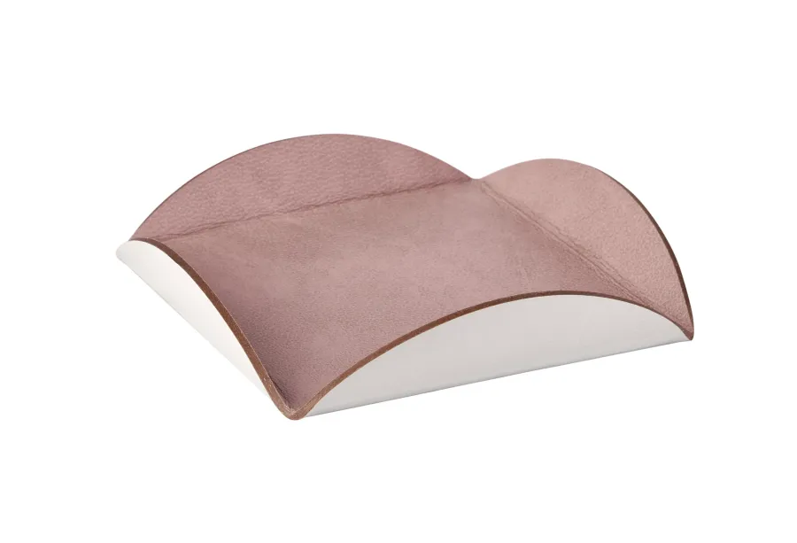 obrazek 1 Skórzana podkładka na stół 25x25xH2,5 cm w kolorze zgaszonego różu