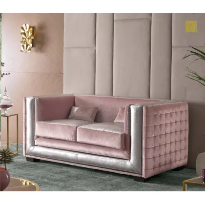 Zdjęcie Ekskluzywna dwuosobowa sofa z kolekcji Club