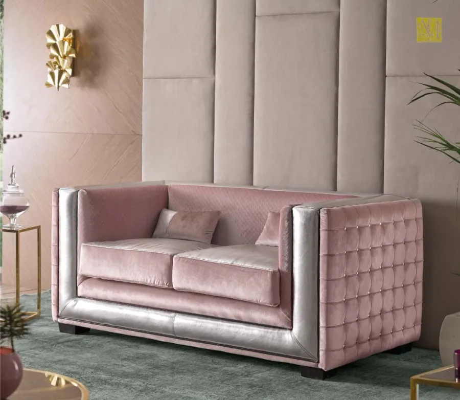 obrazek 1 Ekskluzywna dwuosobowa sofa z kolekcji Club