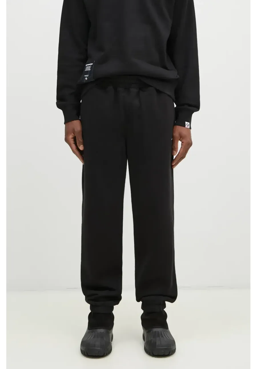 obrazek 1 thisisneverthat spodnie dresowe bawełniane T.N.T. Classic HDP Sweatpant kolor czarny gładkie TN243TPAWP05