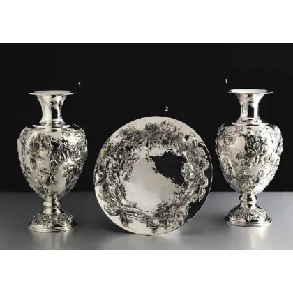 Picture Elite silver vases