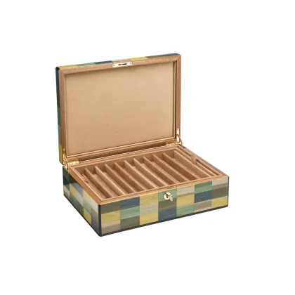 Picture Stylish pen holder made of mahogany