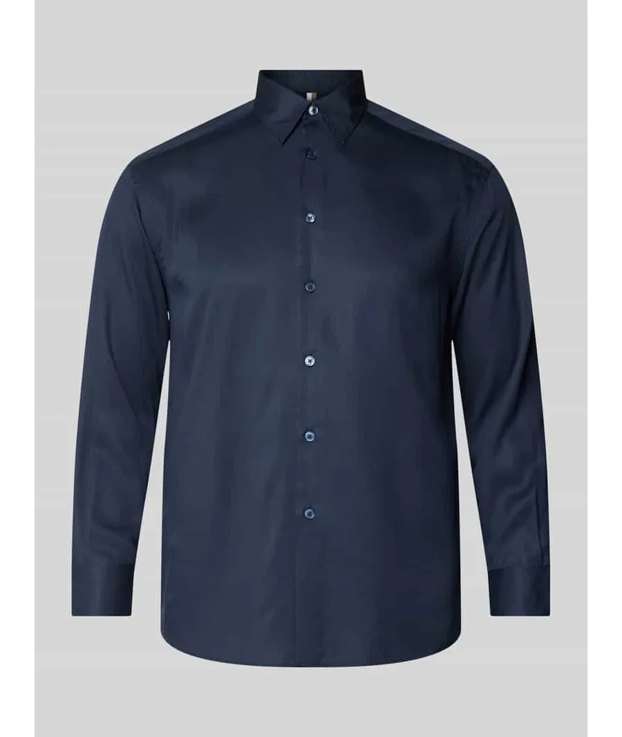 obrazek 1 Koszula casualowa o kroju relaxed fit z kołnierzykiem typu kent model ‘Cory’