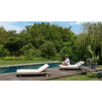 Zdjęcie Wyjątkowy leżak wykonany we włoskim stylu