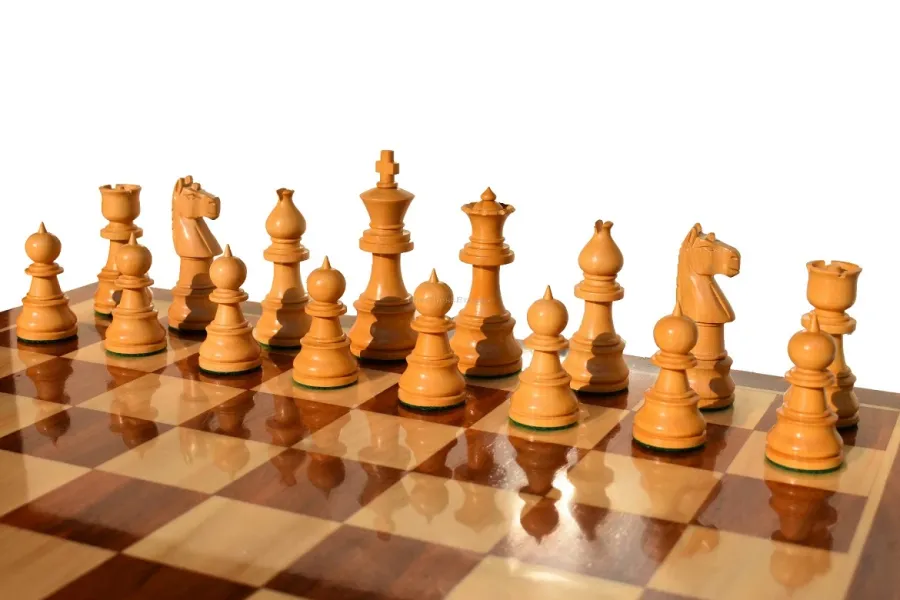 obrazek 4 Stylowa drewniana plansza z pionkami do gry w szachy idealna na prezent - The Chess Empire