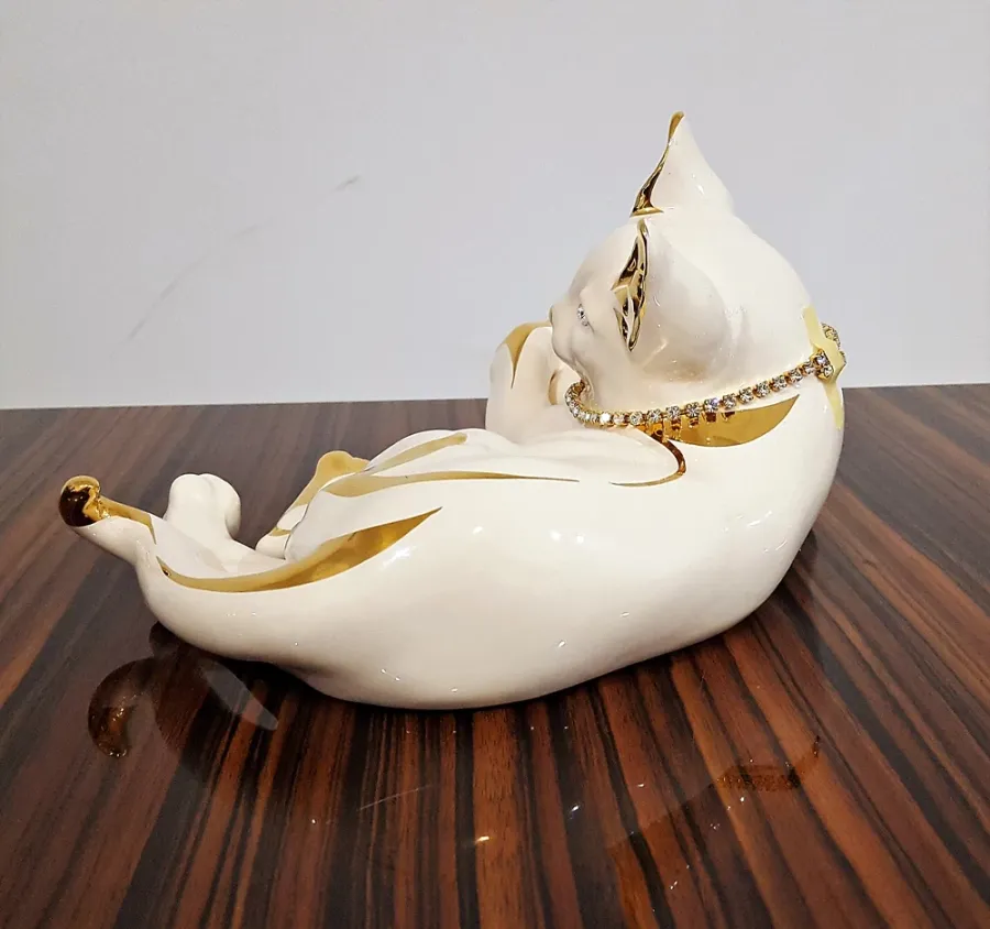 obrazek 3 Ceramiczny kot z piłką