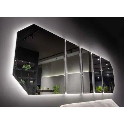 Zdjęcie Awangardowe lustro Karl Royal