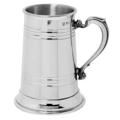 Picture A solid beer mug with an avant-garde handle and an engraving option