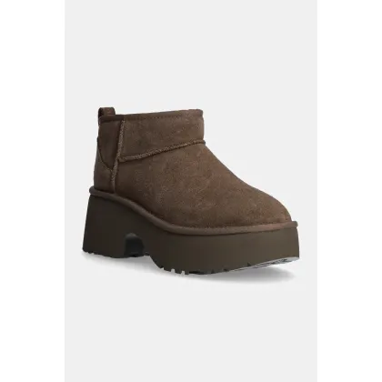 Zdjęcie UGG botki zamszowe Classic Ultra Mini New Heights damskie kolor brązowy na słupku ocieplone 1158311-HCK
