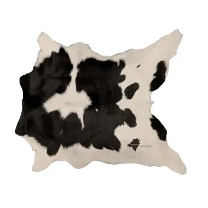 Zdjęcie Skórzany dywan o nietypowym kształcie 112x95 cm