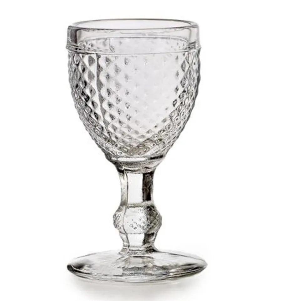 obrazek 1 Piękny zestaw czterech kieliszków do alkoholu Cordial z bogatym reliefowym ornamentem - Vista Alegre