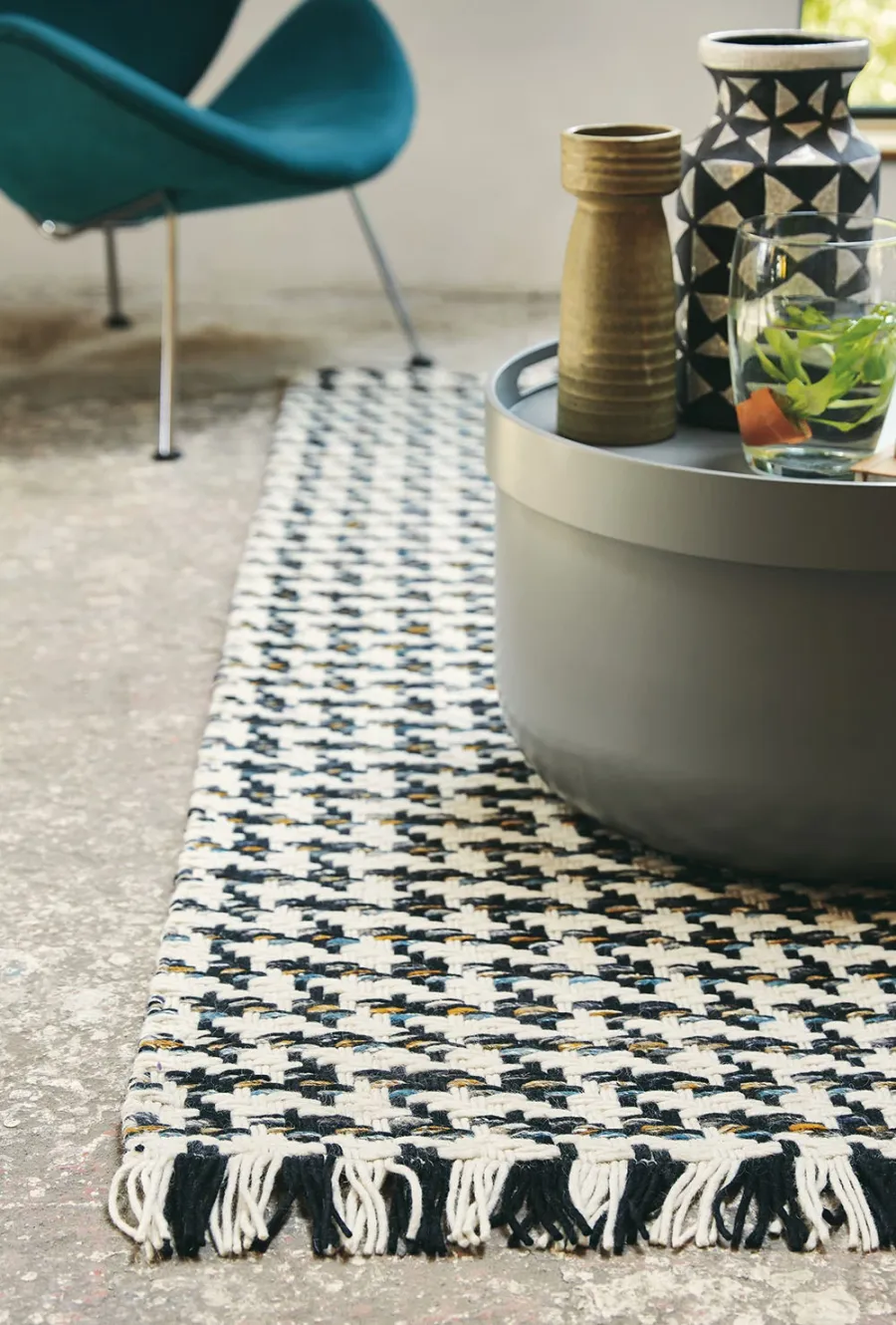 picture 6 Subtle kilim rug in pepitke - Atelier Poule 49805