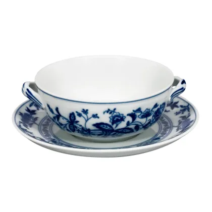 Picture Margão porcelain cup and saucer from the collection inspired by classic