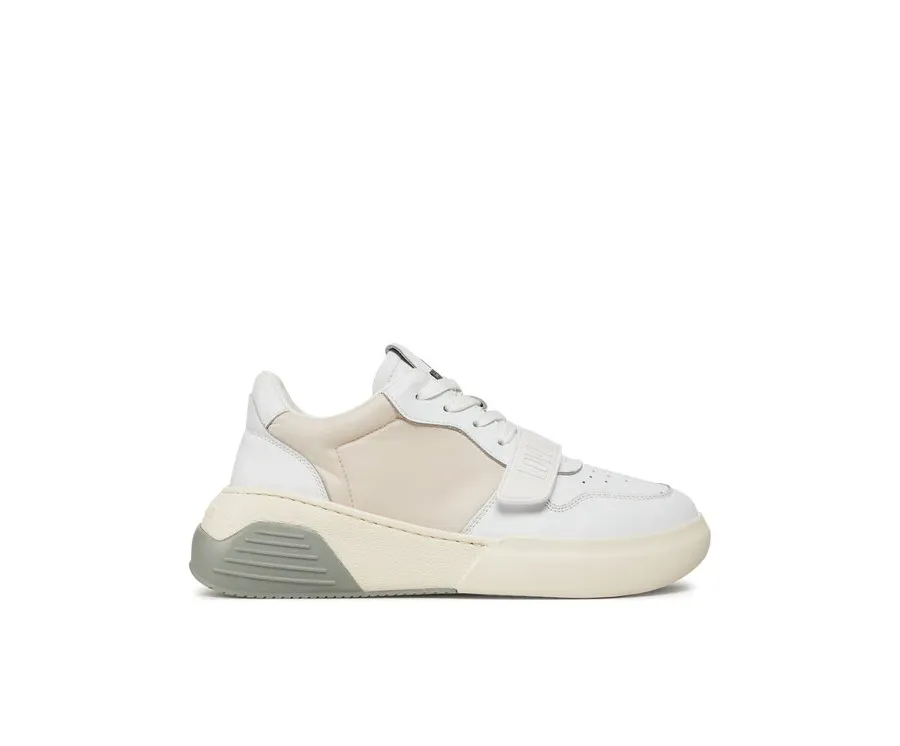 obrazek 1 LOVE MOSCHINO Sneakersy JA15395G1IINF10A Biały