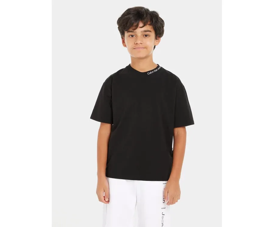 obrazek 1 Calvin Klein Jeans T-Shirt Intrasia IB0IB02032 Czarny Relaxed Fit