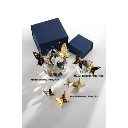 Zdjęcie Nieziemskie przyciski do papieru z motylami