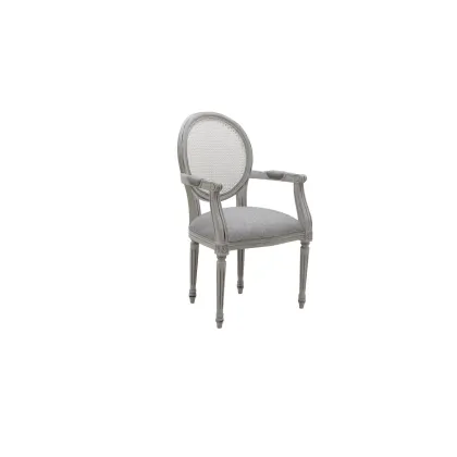 Zdjęcie Stylowy tapicerowany fotel do jadalni lub na zewnątrz