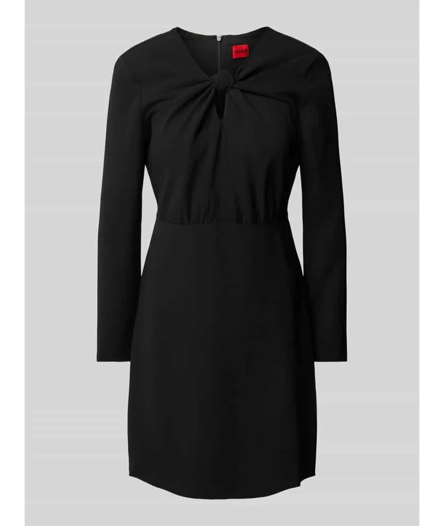 obrazek 1 Sukienka mini z wycięciem model ‘Komela’