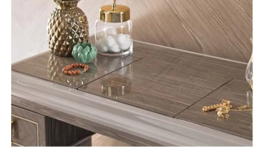 obrazek 2 Elegancka pufa z toaletką od włoskiego producenta