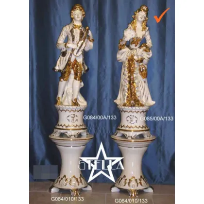 Zdjęcie Luksusowa ceramiczna figura kobiety
