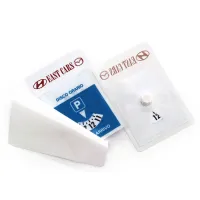 Zdjęcie Samoprzylepna karta parkingowa z kieszonką ze sztucznej skóry i tarczą z pokrętłem