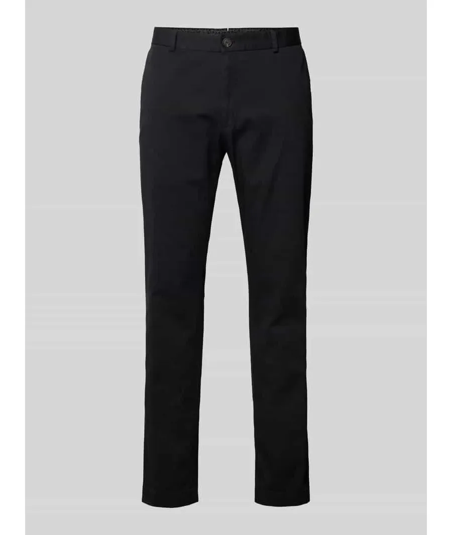 obrazek 1 Chinosy o kroju slim fit ze szlufkami na pasek model ‘Hank’