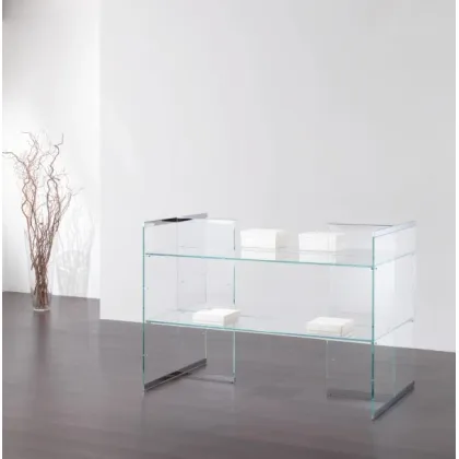 Picture Beautiful, stylish shop counter made of tempered crystal