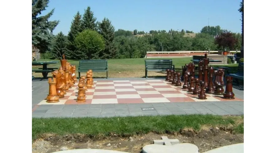 obrazek 4 Ogromne szachy z naturalnego drewna do ogrodu - Giant Chess