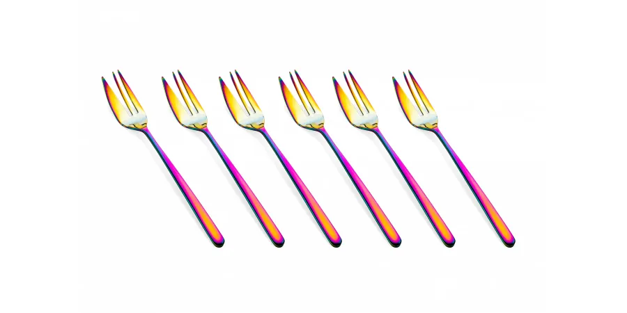 obrazek 3 Designerski włoski 4-elementowy zestaw sztućców Linea Rainbow ze stali nierdzewnej