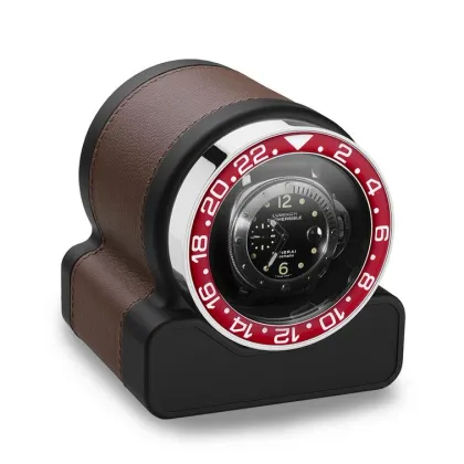 Zdjęcie Luksusowy rotomat na zegarek z przyjemnym w dotyku wykończeniu